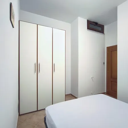 Semesterbostad Orizzonte Blu *